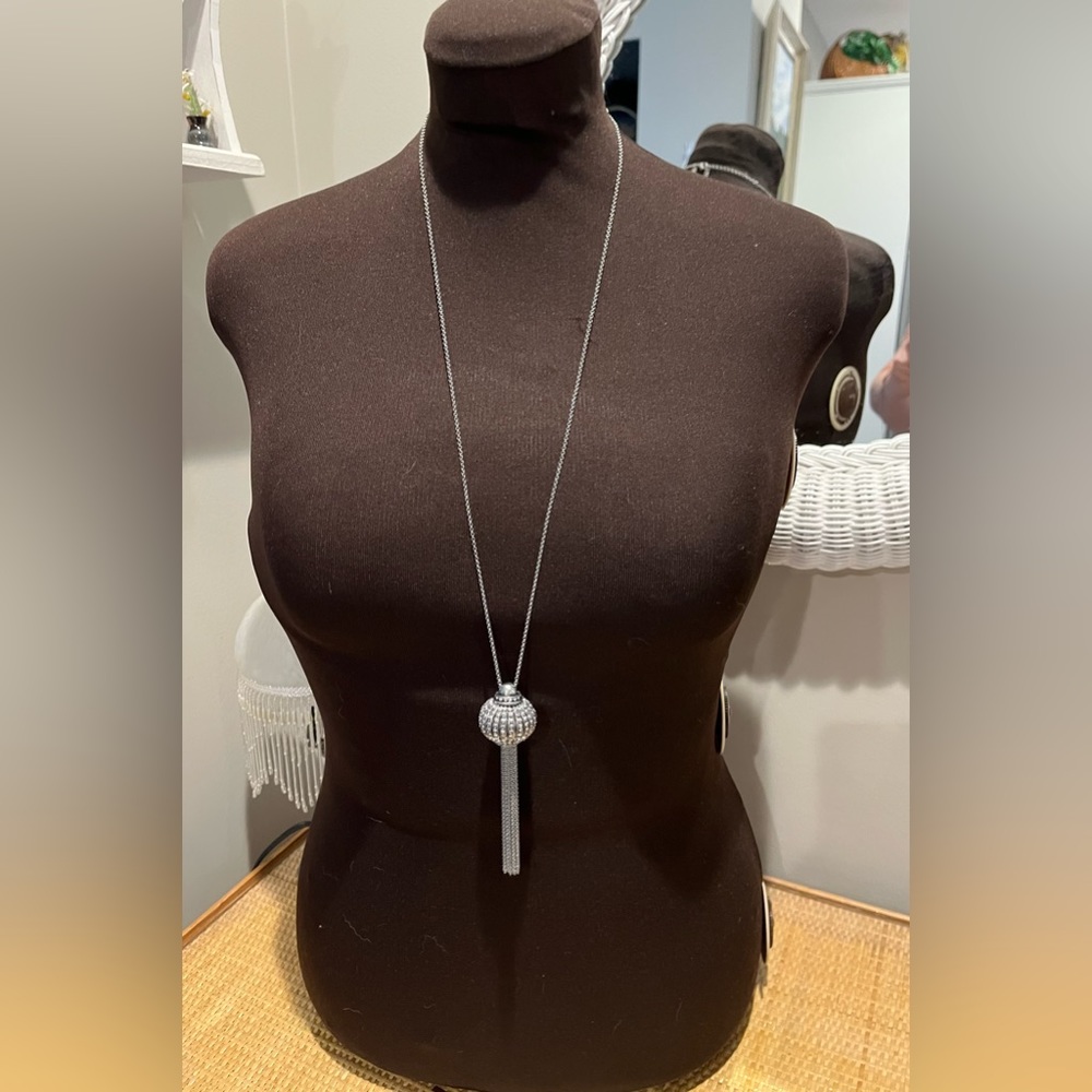 Lia Sophia "Morocco" Silver Tone w/Cut Crystals Tassel Necklace 32-35"